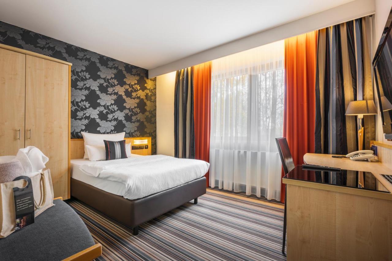 Der Heidehof Conference & Spa Resort Gaimersheim ภายนอก รูปภาพ