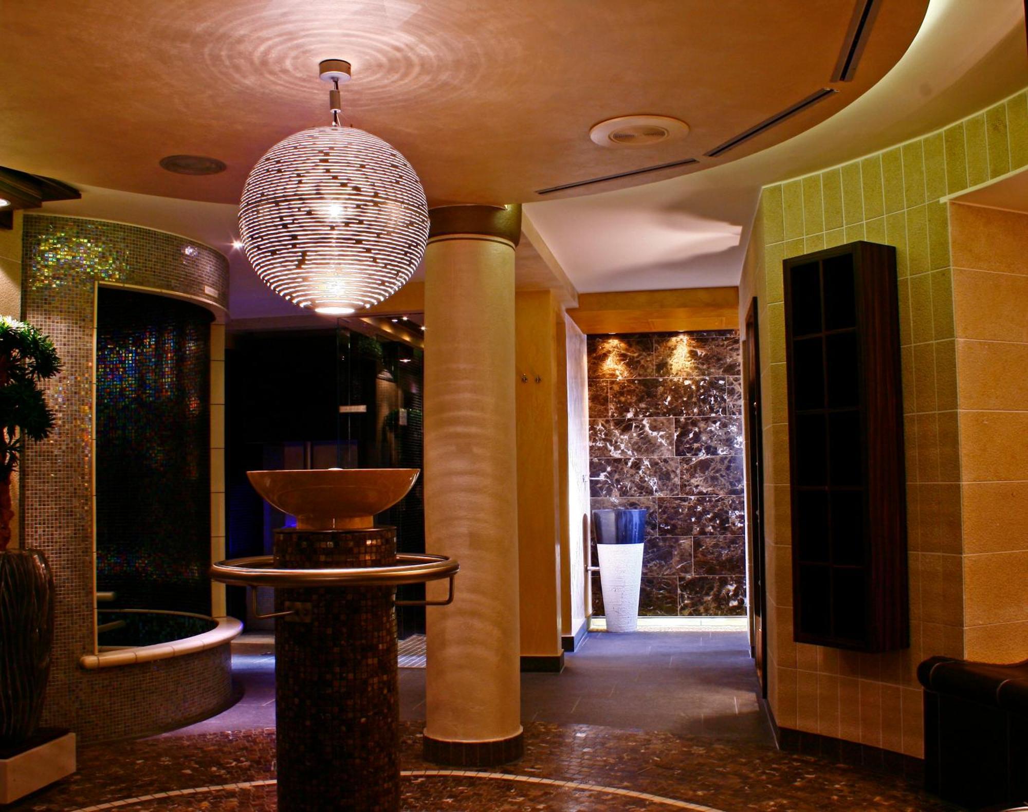 Der Heidehof Conference & Spa Resort Gaimersheim ภายนอก รูปภาพ