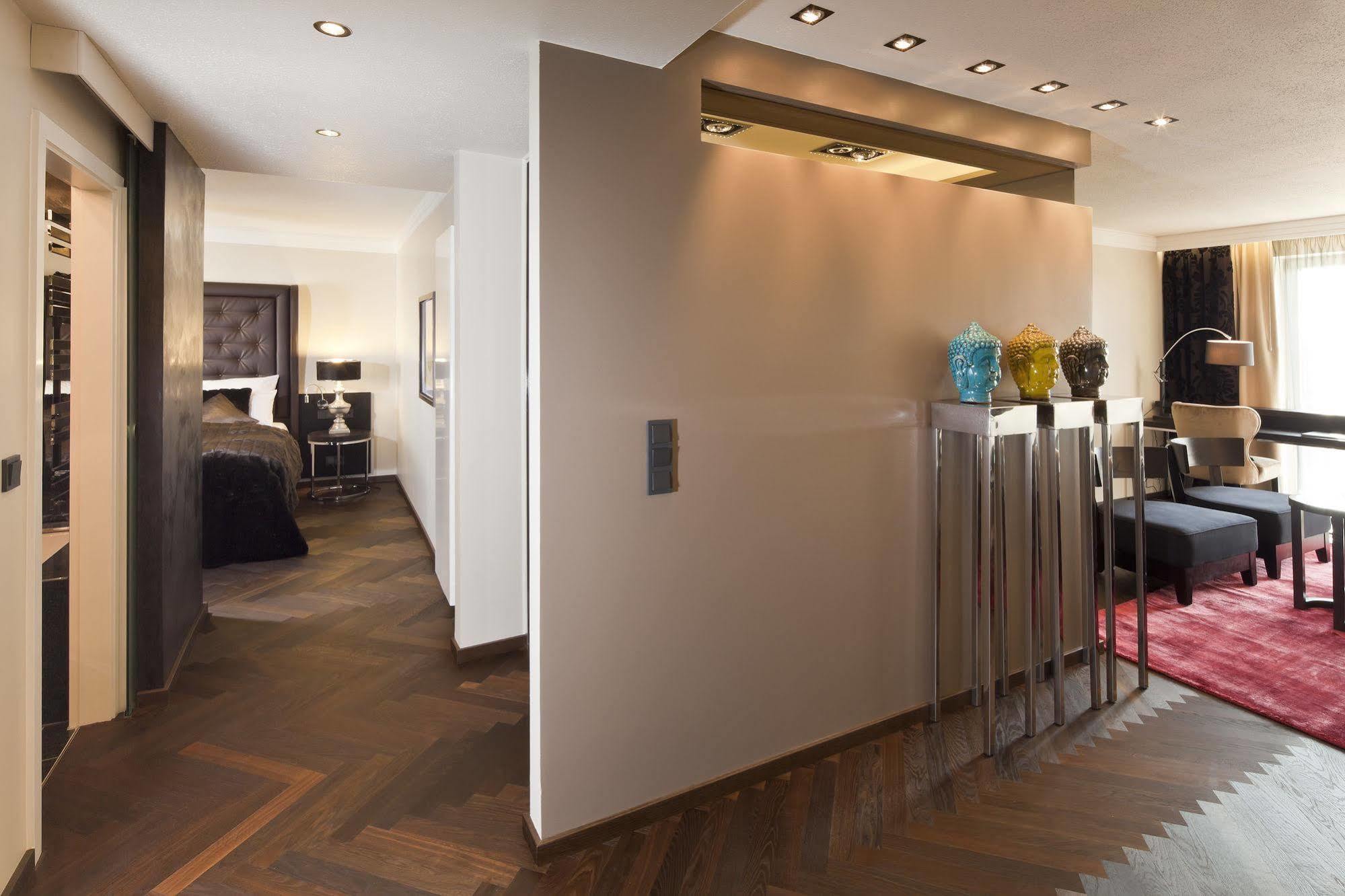 Der Heidehof Conference & Spa Resort Gaimersheim ภายนอก รูปภาพ
